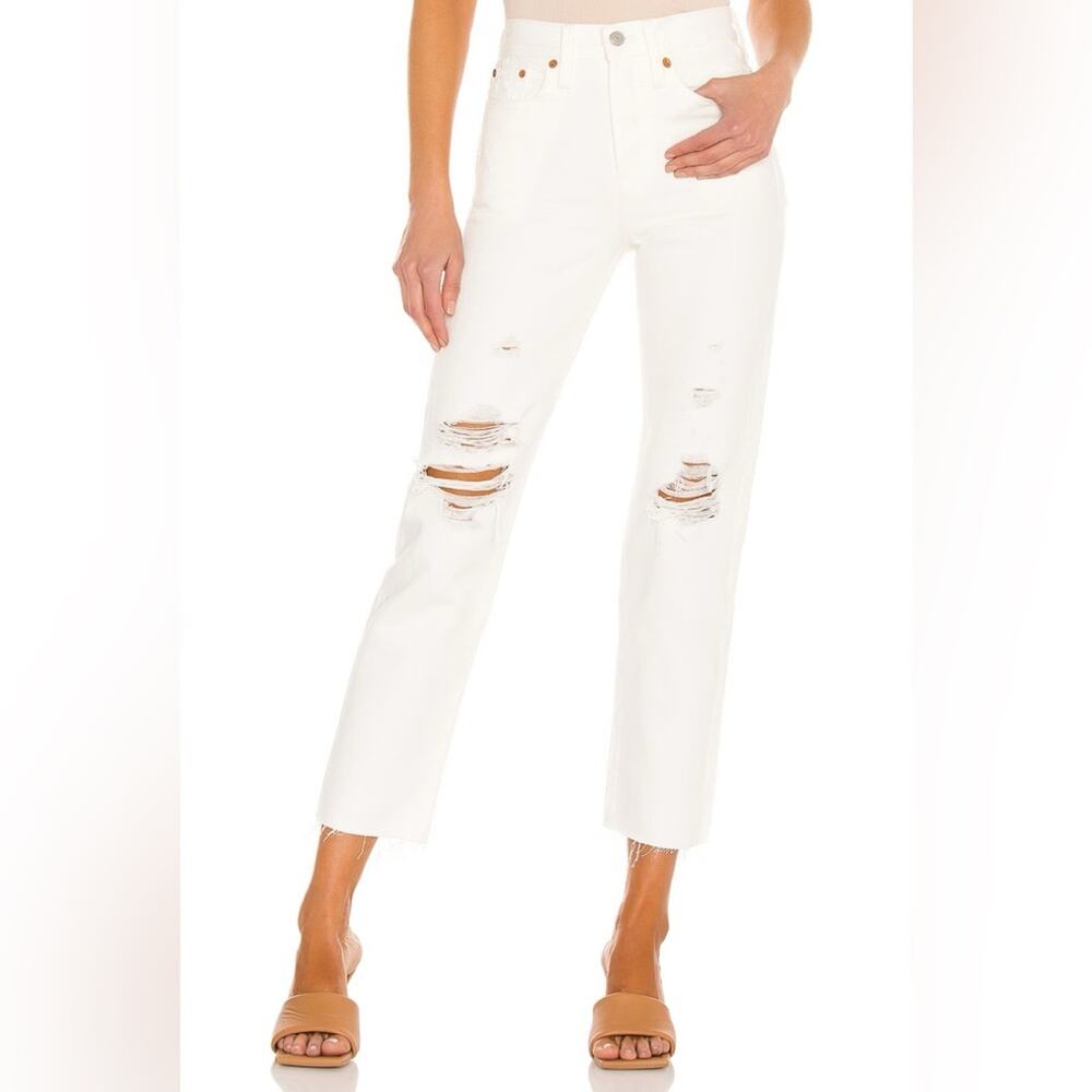 NEW Levi’s Premium Wedgie Straight Jeans (size 26)